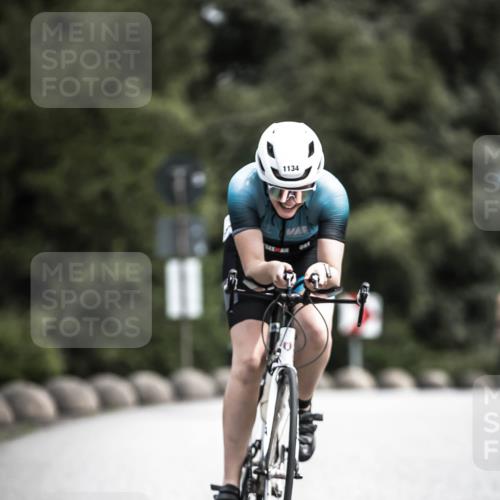 21.06.2026 - 29. Vierlanden-Triathlon H.Heesch http://msf.ph/oto/9924664 21.06.2026 13:16:20 Radfahren 1134, 057 meine-sportfotos.de