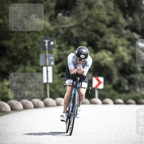 21.06.2026 - 29. Vierlanden-Triathlon H.Heesch http://msf.ph/oto/9924697 21.06.2026 13:16:30 Radfahren 1148 meine-sportfotos.de