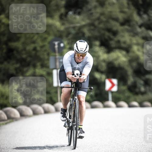 21.06.2026 - 29. Vierlanden-Triathlon H.Heesch http://msf.ph/oto/9924719 21.06.2026 13:16:35 Radfahren 1147 meine-sportfotos.de