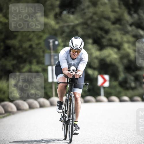 21.06.2026 - 29. Vierlanden-Triathlon H.Heesch http://msf.ph/oto/9924720 21.06.2026 13:16:35 Radfahren 1147 meine-sportfotos.de