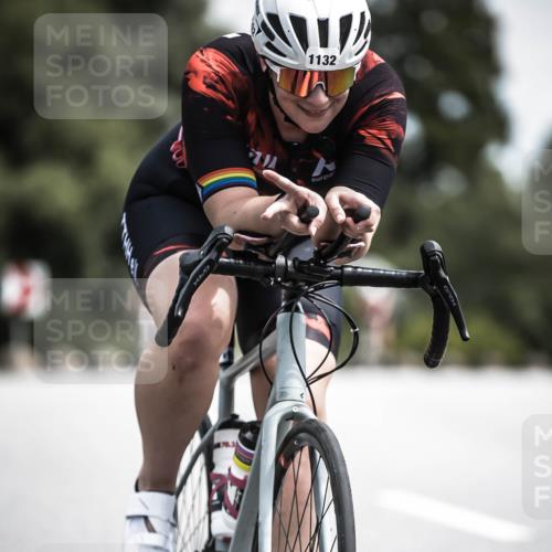 21.06.2026 - 29. Vierlanden-Triathlon H.Heesch http://msf.ph/oto/9924753 21.06.2026 13:16:41 Radfahren 1132 meine-sportfotos.de