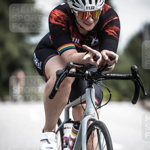21.06.2026 - 29. Vierlanden-Triathlon H.Heesch http://msf.ph/oto/9924755 21.06.2026 13:16:41 Radfahren 577, 1132, 70, 3 meine-sportfotos.de
