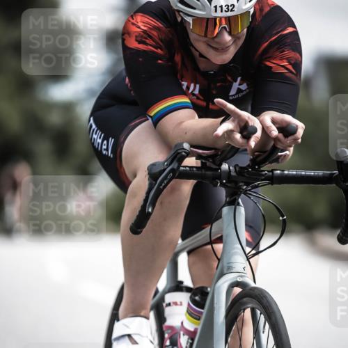 21.06.2026 - 29. Vierlanden-Triathlon H.Heesch http://msf.ph/oto/9924756 21.06.2026 13:16:41 Radfahren 1132 meine-sportfotos.de