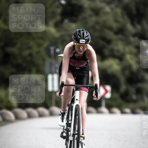 21.06.2026 - 29. Vierlanden-Triathlon H.Heesch http://msf.ph/oto/9924761 21.06.2026 13:16:46 Radfahren 1154 meine-sportfotos.de