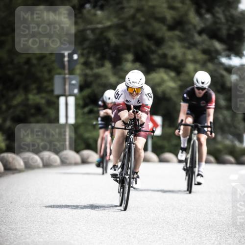 21.06.2026 - 29. Vierlanden-Triathlon H.Heesch http://msf.ph/oto/9924791 21.06.2026 13:17:12 Radfahren 11, 11, 1120, 1120, 19 meine-sportfotos.de