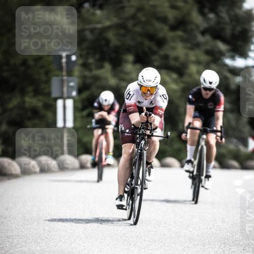 21.06.2026 - 29. Vierlanden-Triathlon H.Heesch http://msf.ph/oto/9924794 21.06.2026 13:17:12 Radfahren 1120 meine-sportfotos.de