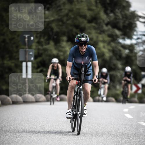 21.06.2026 - 29. Vierlanden-Triathlon H.Heesch http://msf.ph/oto/9924869 21.06.2026 13:17:54 Radfahren 1128 meine-sportfotos.de