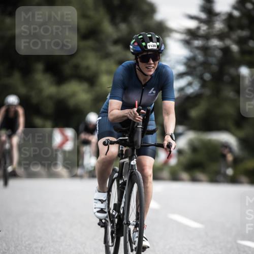 21.06.2026 - 29. Vierlanden-Triathlon H.Heesch http://msf.ph/oto/9924879 21.06.2026 13:17:55 Radfahren 1128 meine-sportfotos.de