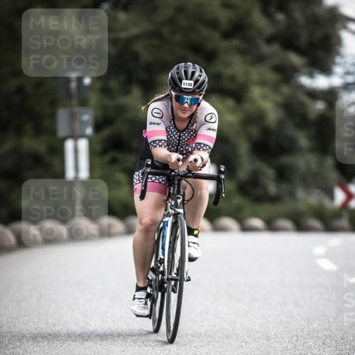 21.06.2026 - 29. Vierlanden-Triathlon H.Heesch http://msf.ph/oto/9924921 21.06.2026 13:18:09 Radfahren 11, 1105, 7007, 700 meine-sportfotos.de