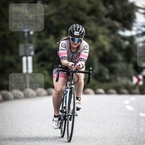 21.06.2026 - 29. Vierlanden-Triathlon H.Heesch http://msf.ph/oto/9924922 21.06.2026 13:18:09 Radfahren 11, 1105, 7007, 100 meine-sportfotos.de