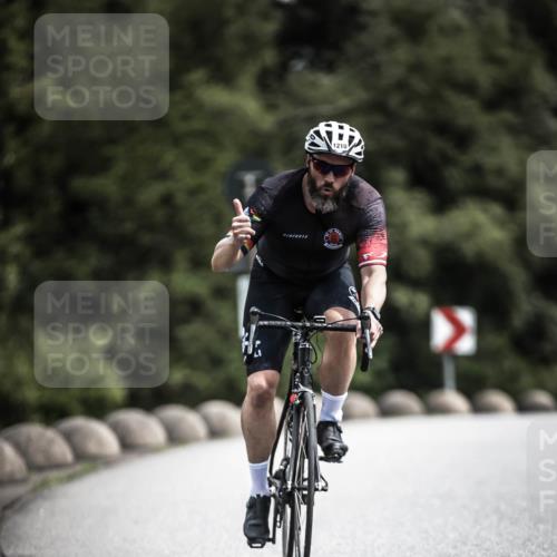 21.06.2026 - 29. Vierlanden-Triathlon H.Heesch http://msf.ph/oto/9924996 21.06.2026 13:35:09 Radfahren 1210 meine-sportfotos.de