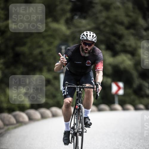 21.06.2026 - 29. Vierlanden-Triathlon H.Heesch http://msf.ph/oto/9924997 21.06.2026 13:35:09 Radfahren 1210 meine-sportfotos.de