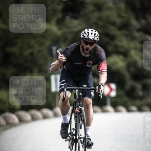 21.06.2026 - 29. Vierlanden-Triathlon H.Heesch http://msf.ph/oto/9925000 21.06.2026 13:35:10 Radfahren 1210 meine-sportfotos.de