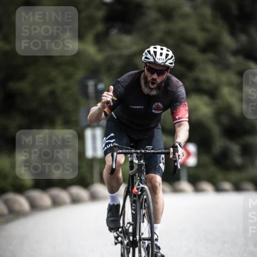 21.06.2026 - 29. Vierlanden-Triathlon H.Heesch http://msf.ph/oto/9925001 21.06.2026 13:35:10 Radfahren 1210 meine-sportfotos.de
