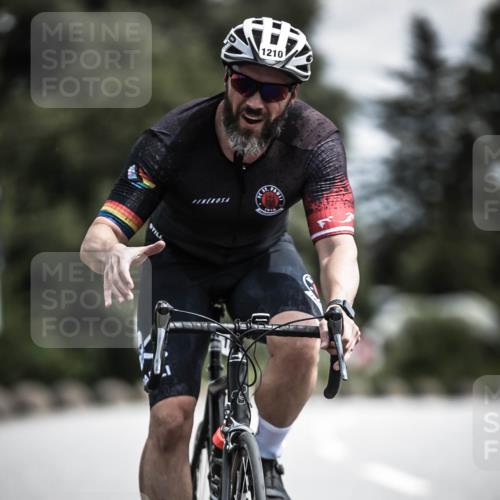 21.06.2026 - 29. Vierlanden-Triathlon H.Heesch http://msf.ph/oto/9925011 21.06.2026 13:35:10 Radfahren 1210, 1910 meine-sportfotos.de