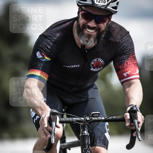 21.06.2026 - 29. Vierlanden-Triathlon H.Heesch http://msf.ph/oto/9925018 21.06.2026 13:35:11 Radfahren 1910, 1210 meine-sportfotos.de