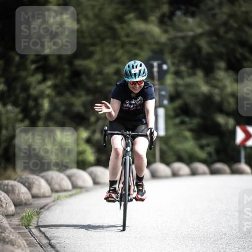 21.06.2026 - 29. Vierlanden-Triathlon H.Heesch http://msf.ph/oto/9925021 21.06.2026 13:35:55 Radfahren 1177 meine-sportfotos.de