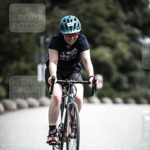 21.06.2026 - 29. Vierlanden-Triathlon H.Heesch http://msf.ph/oto/9925033 21.06.2026 13:35:56 Radfahren 1177 meine-sportfotos.de