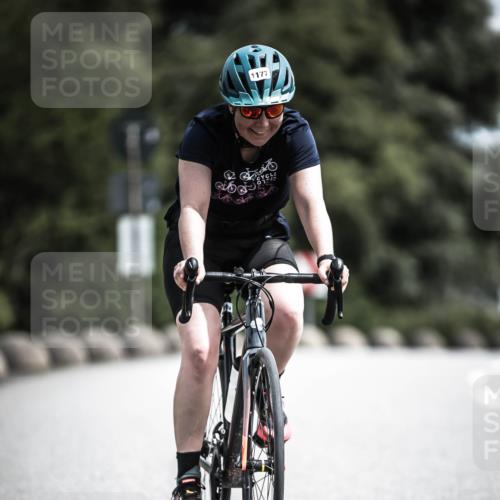 21.06.2026 - 29. Vierlanden-Triathlon H.Heesch http://msf.ph/oto/9925035 21.06.2026 13:35:56 Radfahren 1177 meine-sportfotos.de
