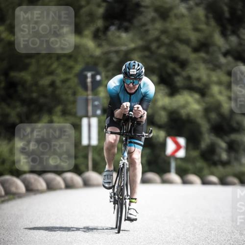 21.06.2026 - 29. Vierlanden-Triathlon H.Heesch http://msf.ph/oto/9925045 21.06.2026 13:36:08 Radfahren 1181 meine-sportfotos.de