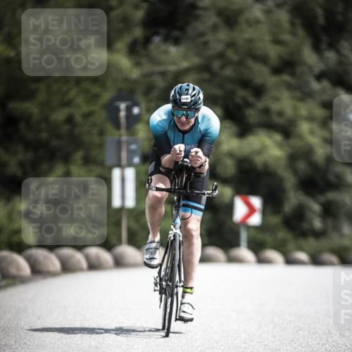 21.06.2026 - 29. Vierlanden-Triathlon H.Heesch http://msf.ph/oto/9925046 21.06.2026 13:36:08 Radfahren 1181 meine-sportfotos.de