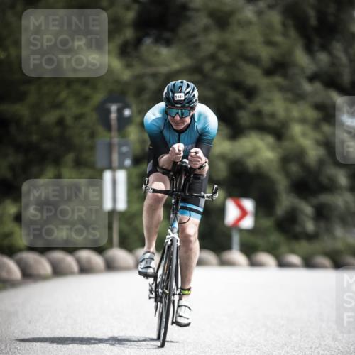 21.06.2026 - 29. Vierlanden-Triathlon H.Heesch http://msf.ph/oto/9925048 21.06.2026 13:36:08 Radfahren 1181 meine-sportfotos.de