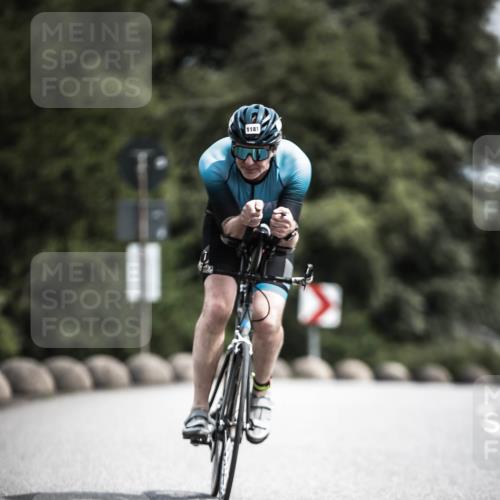21.06.2026 - 29. Vierlanden-Triathlon H.Heesch http://msf.ph/oto/9925051 21.06.2026 13:36:08 Radfahren 1181 meine-sportfotos.de