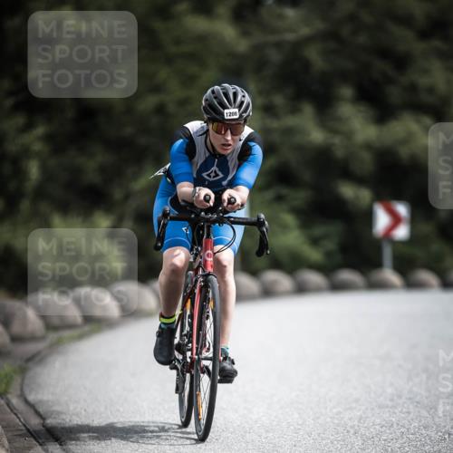 21.06.2026 - 29. Vierlanden-Triathlon H.Heesch http://msf.ph/oto/9925080 21.06.2026 13:37:22 Radfahren 1208 meine-sportfotos.de