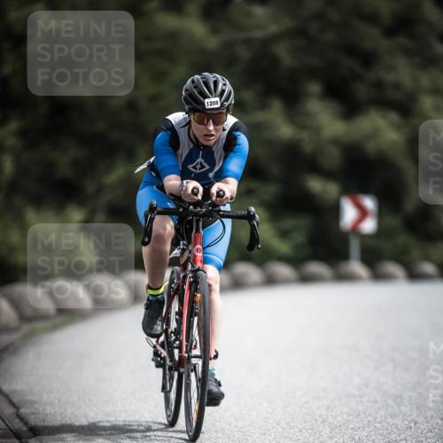 21.06.2026 - 29. Vierlanden-Triathlon H.Heesch http://msf.ph/oto/9925082 21.06.2026 13:37:22 Radfahren 1208 meine-sportfotos.de