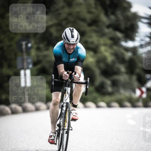 21.06.2026 - 29. Vierlanden-Triathlon H.Heesch http://msf.ph/oto/9925114 21.06.2026 13:37:47 Radfahren 1182 meine-sportfotos.de