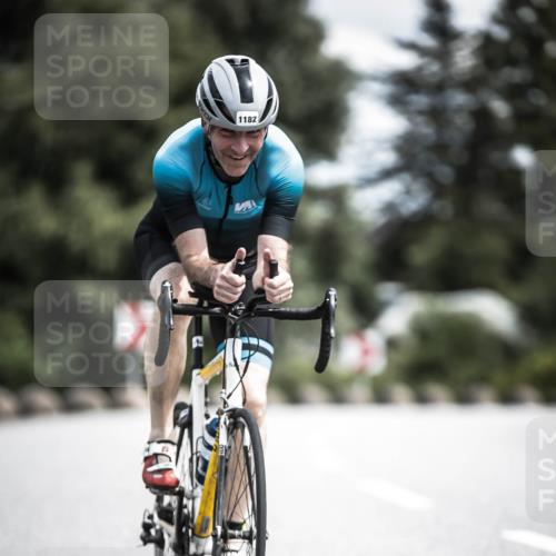 21.06.2026 - 29. Vierlanden-Triathlon H.Heesch http://msf.ph/oto/9925122 21.06.2026 13:37:47 Radfahren 1182 meine-sportfotos.de