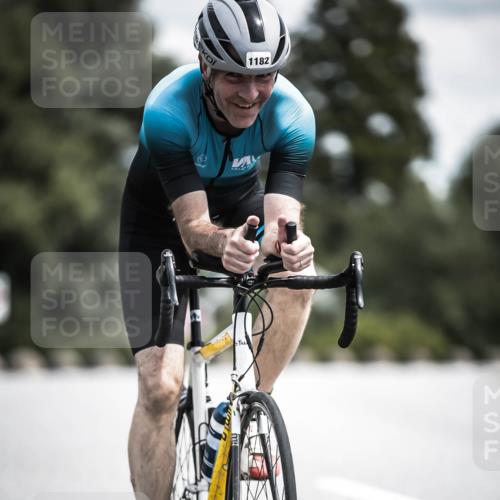 21.06.2026 - 29. Vierlanden-Triathlon H.Heesch http://msf.ph/oto/9925128 21.06.2026 13:37:48 Radfahren 1182 meine-sportfotos.de