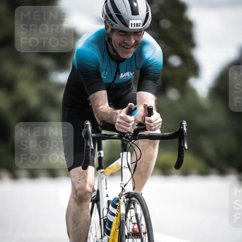 21.06.2026 - 29. Vierlanden-Triathlon H.Heesch http://msf.ph/oto/9925129 21.06.2026 13:37:48 Radfahren 1182 meine-sportfotos.de