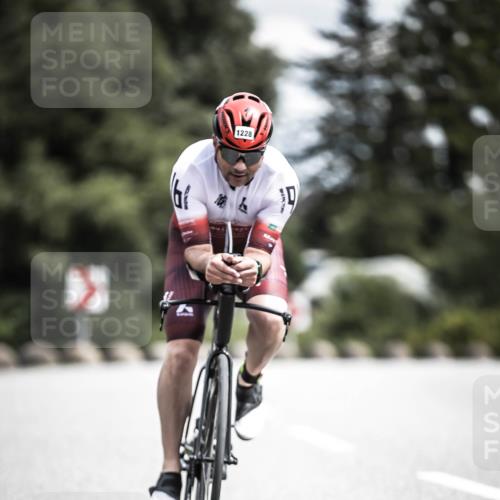21.06.2026 - 29. Vierlanden-Triathlon H.Heesch http://msf.ph/oto/9925132 21.06.2026 13:38:06 Radfahren 1228 meine-sportfotos.de
