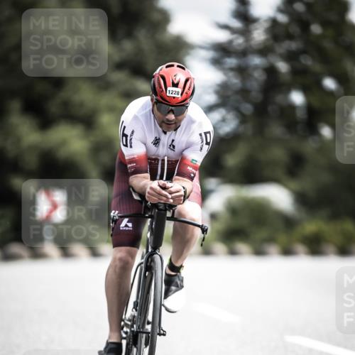 21.06.2026 - 29. Vierlanden-Triathlon H.Heesch http://msf.ph/oto/9925133 21.06.2026 13:38:06 Radfahren 1228 meine-sportfotos.de