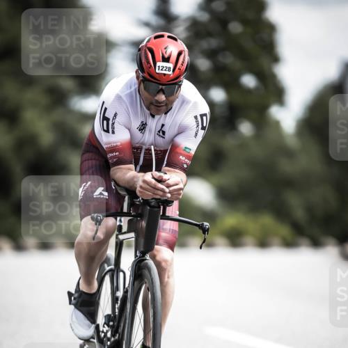 21.06.2026 - 29. Vierlanden-Triathlon H.Heesch http://msf.ph/oto/9925138 21.06.2026 13:38:07 Radfahren 1228 meine-sportfotos.de