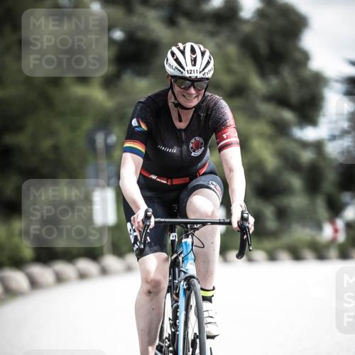 21.06.2026 - 29. Vierlanden-Triathlon H.Heesch http://msf.ph/oto/9925151 21.06.2026 13:39:15 Radfahren 11, 1211, 1211 meine-sportfotos.de