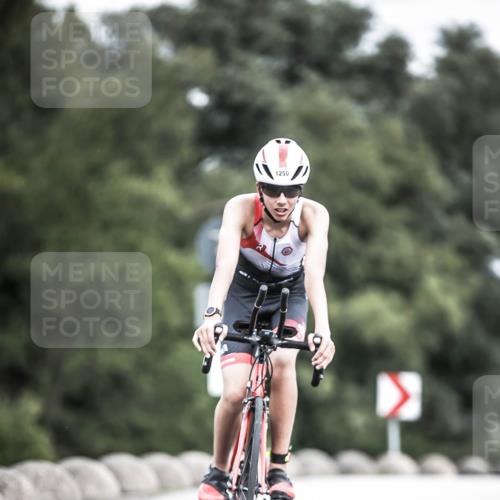 21.06.2026 - 29. Vierlanden-Triathlon H.Heesch http://msf.ph/oto/9925171 21.06.2026 14:42:36 Radfahren 1250 meine-sportfotos.de