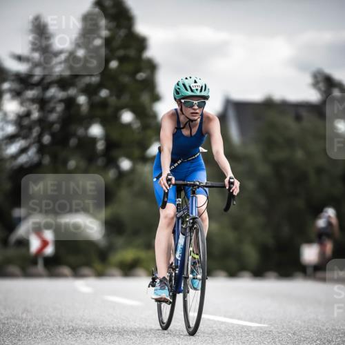 21.06.2026 - 29. Vierlanden-Triathlon H.Heesch http://msf.ph/oto/9925182 21.06.2026 14:42:53 Radfahren 1233, 55, 66, 577 meine-sportfotos.de