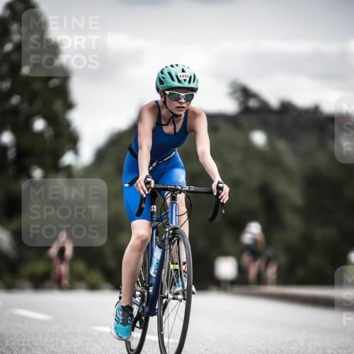 21.06.2026 - 29. Vierlanden-Triathlon H.Heesch http://msf.ph/oto/9925187 21.06.2026 14:42:53 Radfahren 1233, 55, 66 meine-sportfotos.de