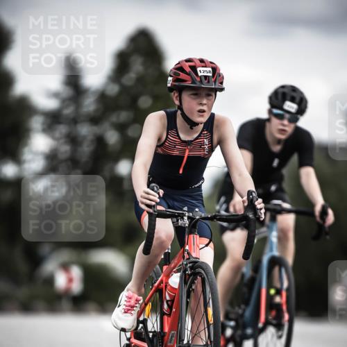 21.06.2026 - 29. Vierlanden-Triathlon H.Heesch http://msf.ph/oto/9925203 21.06.2026 14:43:01 Radfahren 1258 meine-sportfotos.de