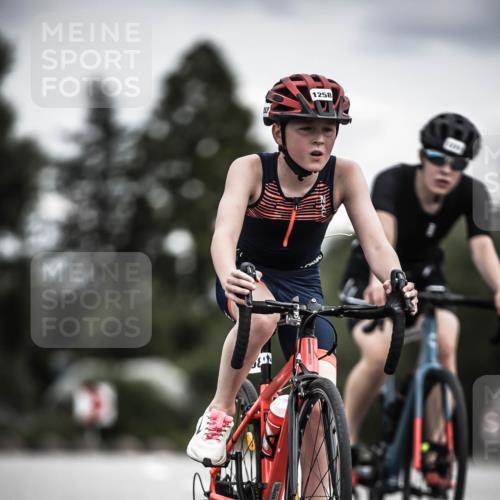 21.06.2026 - 29. Vierlanden-Triathlon H.Heesch http://msf.ph/oto/9925204 21.06.2026 14:43:02 Radfahren 1258 meine-sportfotos.de