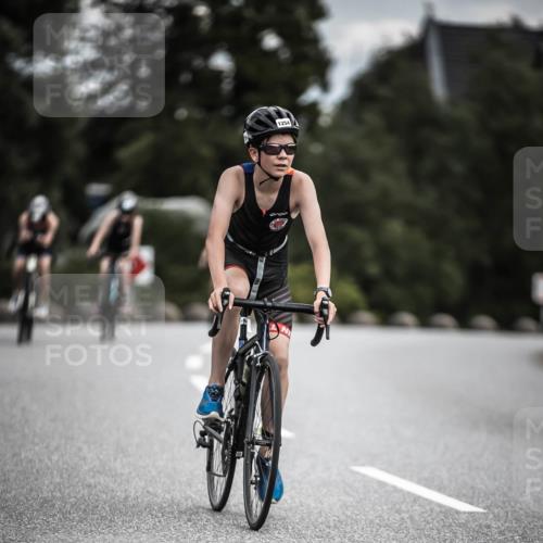 21.06.2026 - 29. Vierlanden-Triathlon H.Heesch http://msf.ph/oto/9925229 21.06.2026 14:43:13 Radfahren 1254 meine-sportfotos.de