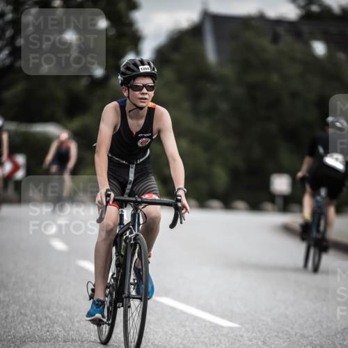 21.06.2026 - 29. Vierlanden-Triathlon H.Heesch http://msf.ph/oto/9925233 21.06.2026 14:43:13 Radfahren 1254 meine-sportfotos.de