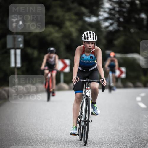 21.06.2026 - 29. Vierlanden-Triathlon H.Heesch http://msf.ph/oto/9925261 21.06.2026 14:43:25 Radfahren 11 meine-sportfotos.de