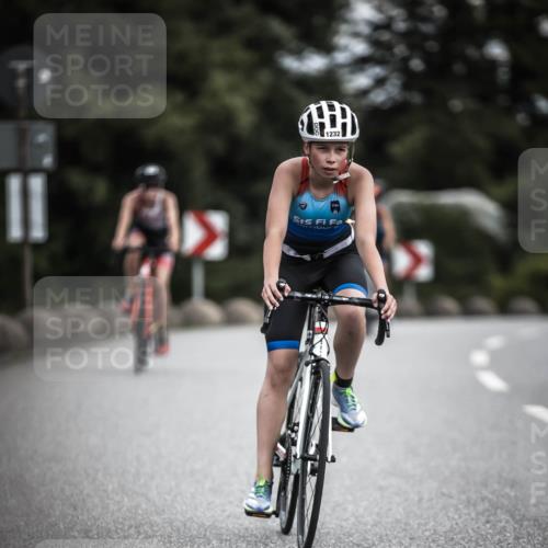 21.06.2026 - 29. Vierlanden-Triathlon H.Heesch http://msf.ph/oto/9925264 21.06.2026 14:43:26 Radfahren 11 meine-sportfotos.de
