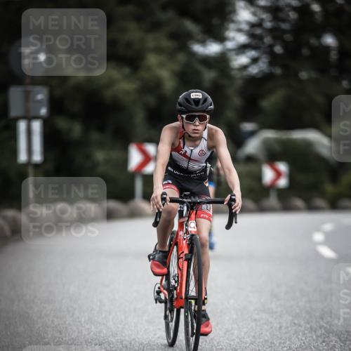 21.06.2026 - 29. Vierlanden-Triathlon H.Heesch http://msf.ph/oto/9925283 21.06.2026 14:43:28 Radfahren 1262 meine-sportfotos.de