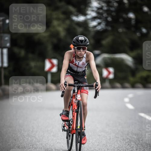 21.06.2026 - 29. Vierlanden-Triathlon H.Heesch http://msf.ph/oto/9925285 21.06.2026 14:43:28 Radfahren 1262 meine-sportfotos.de
