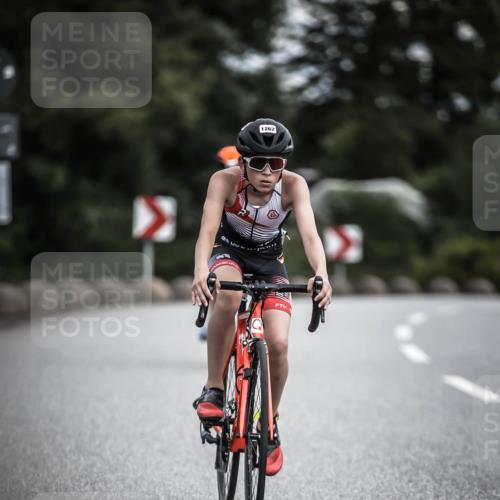 21.06.2026 - 29. Vierlanden-Triathlon H.Heesch http://msf.ph/oto/9925286 21.06.2026 14:43:28 Radfahren 1262 meine-sportfotos.de
