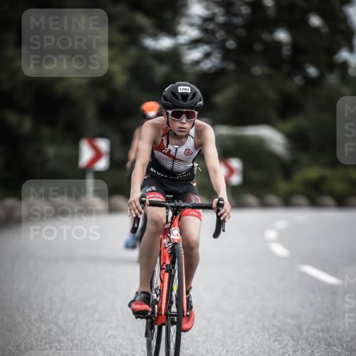 21.06.2026 - 29. Vierlanden-Triathlon H.Heesch http://msf.ph/oto/9925287 21.06.2026 14:43:28 Radfahren 1262 meine-sportfotos.de